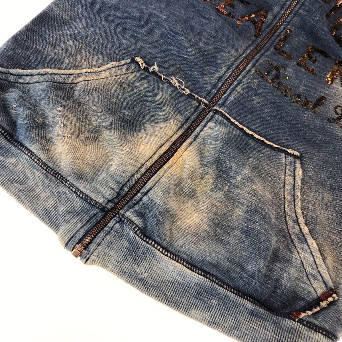 25968
DIESEL ディーゼル TRIUMPHANT HAPPINESS DEALER サイズM ブルー デニム コットン / スパンコール パーカー ジップアップパーカー メンズ ABP150