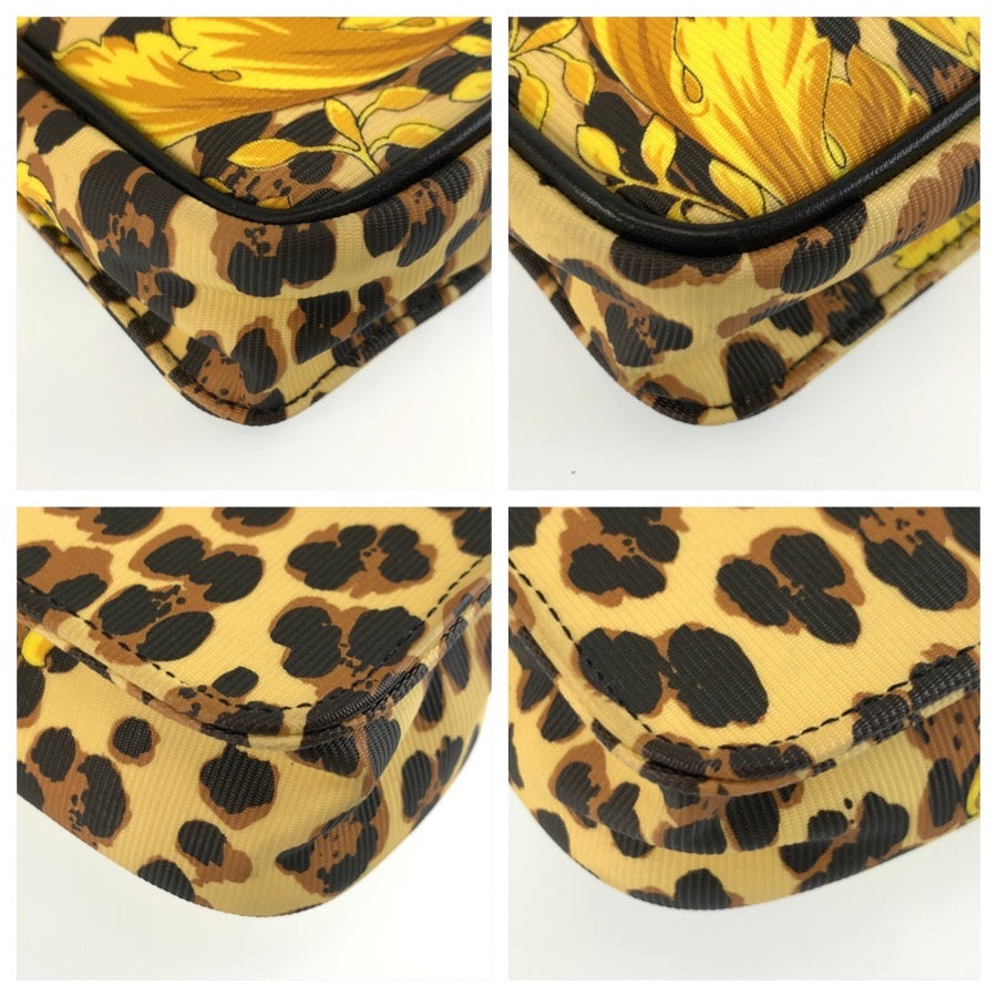 25975
VERSACE ヴェルサーチ レオパード柄 イエロー ブラック ゴールド金具 PVC チェーンショルダーバッグ ポシェット レディース AB35