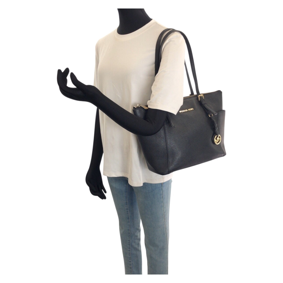25980
Michael Kors マイケルコース セカンドライン JET SET ITEM EW TZ TOTE ダークネイビー ゴールド金具 レザー 30F2GTTT8L トートバッグ ショルダーバッグ レディース AB3