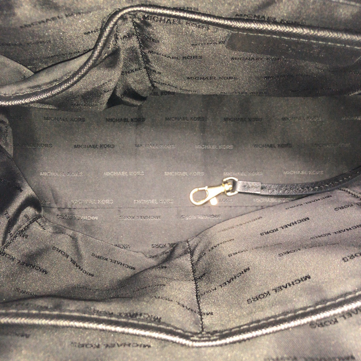 25980
Michael Kors マイケルコース セカンドライン JET SET ITEM EW TZ TOTE ダークネイビー ゴールド金具 レザー 30F2GTTT8L トートバッグ ショルダーバッグ レディース AB3