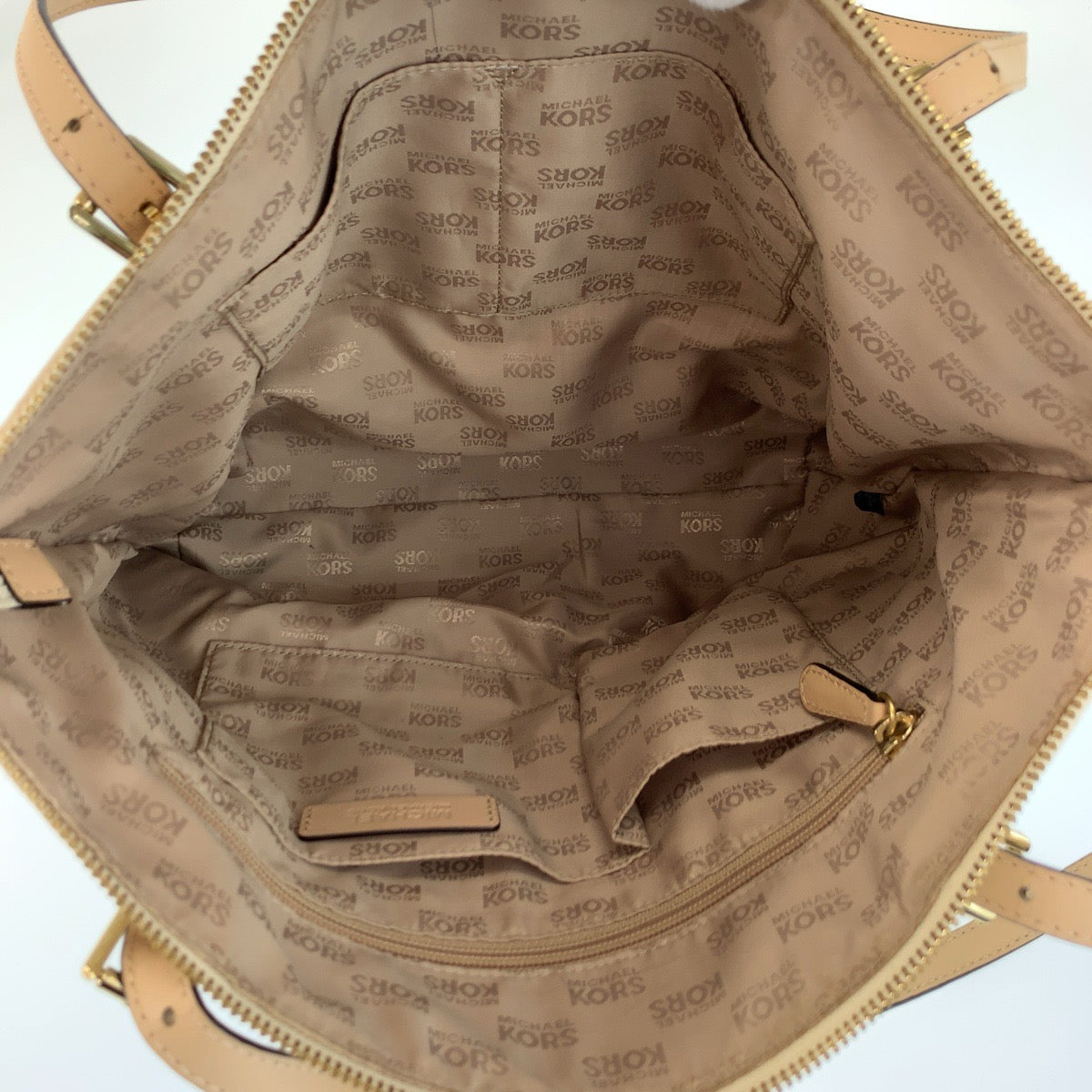 25987
Michael Kors マイケルコース ベージュ ゴールド金具 レザー 35T2GTTT8L トートバッグ ショルダーバッグ レディース ABP8