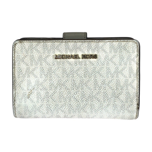 25988
Michael Kors マイケルコース JET SET TRAVEL ホワイト グレー ゴールド金具 PVC 35F8GTVF2B 折財布 コンパクトウォレット レディース ABP3