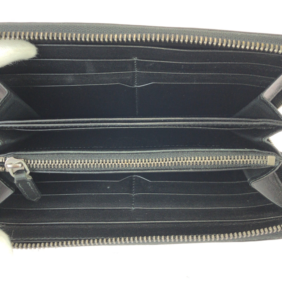 26003
BVLGARI ブルガリ OCTO ブラック 黒 レザー 長財布 ラウンドファスナー メンズ ABP21