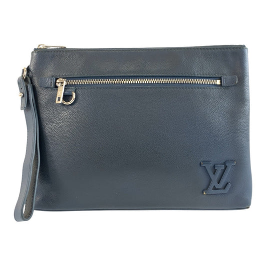 26020
LOUIS VUITTON ルイヴィトン LV アエログラム ポシェット IPAD ブルー シルバー金具 レザー M81029 クラッチバッグ セカンドバッグ メンズ AB49