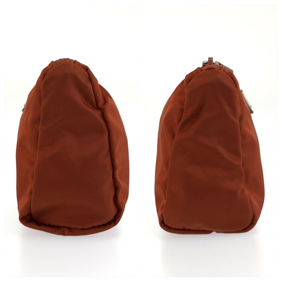 26022
PRADA プラダ テスート 三角ロゴプレート ブラウン シルバー金具 ナイロン コスメポーチ 小物入れ レディース AB9
