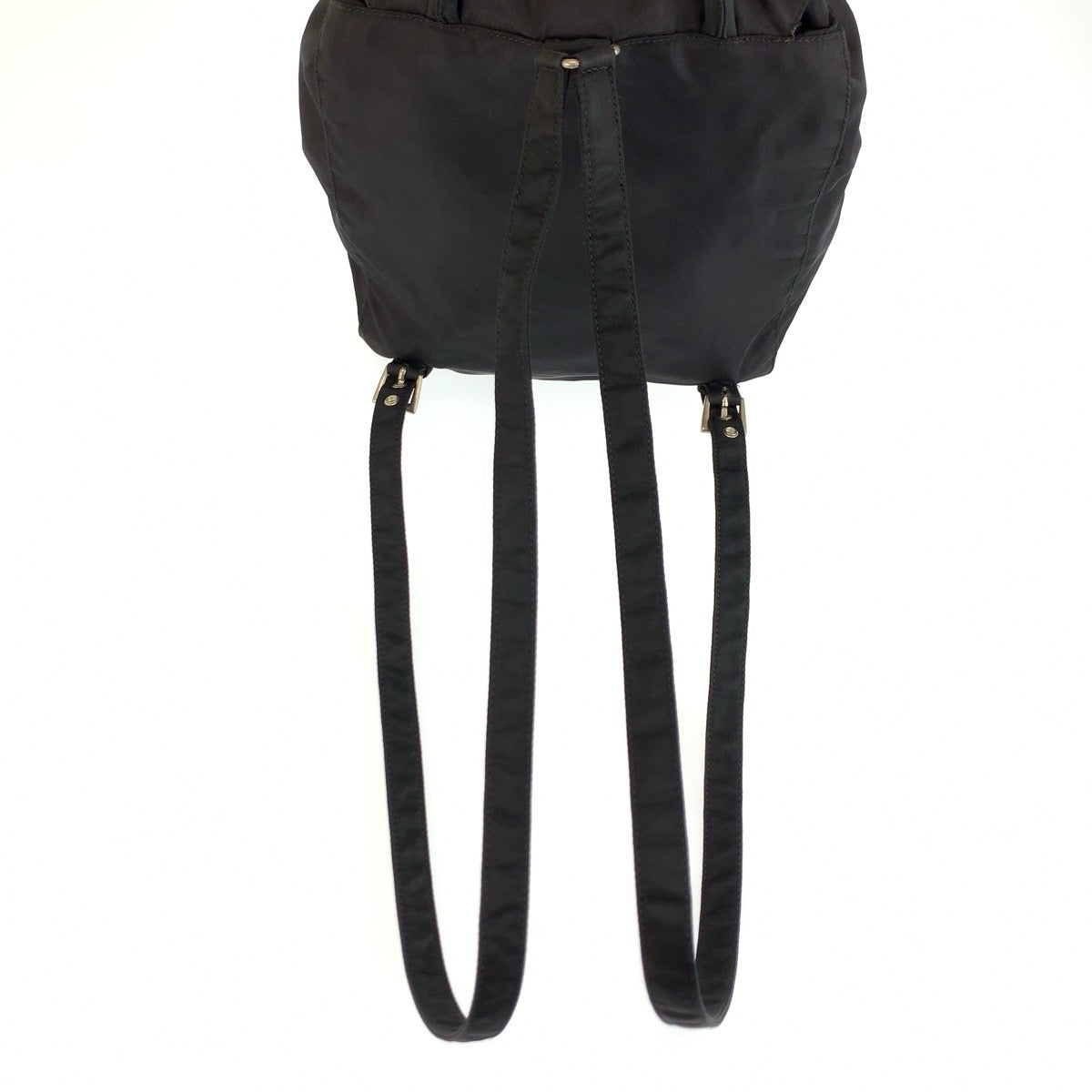 26025
PRADA プラダ テスート 三角ロゴプレート ブラック 黒 シルバー金具 ナイロン リュックサック バックパック レディース AB28