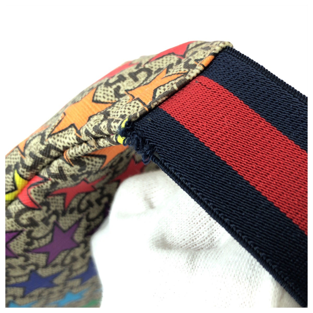 26036
GUCCI グッチ チルドレンズ キッズサイズ ベージュ マルチカラー GGスプリームキャンバス 502095 ボディバッグ ショルダーバッグ レディース A28