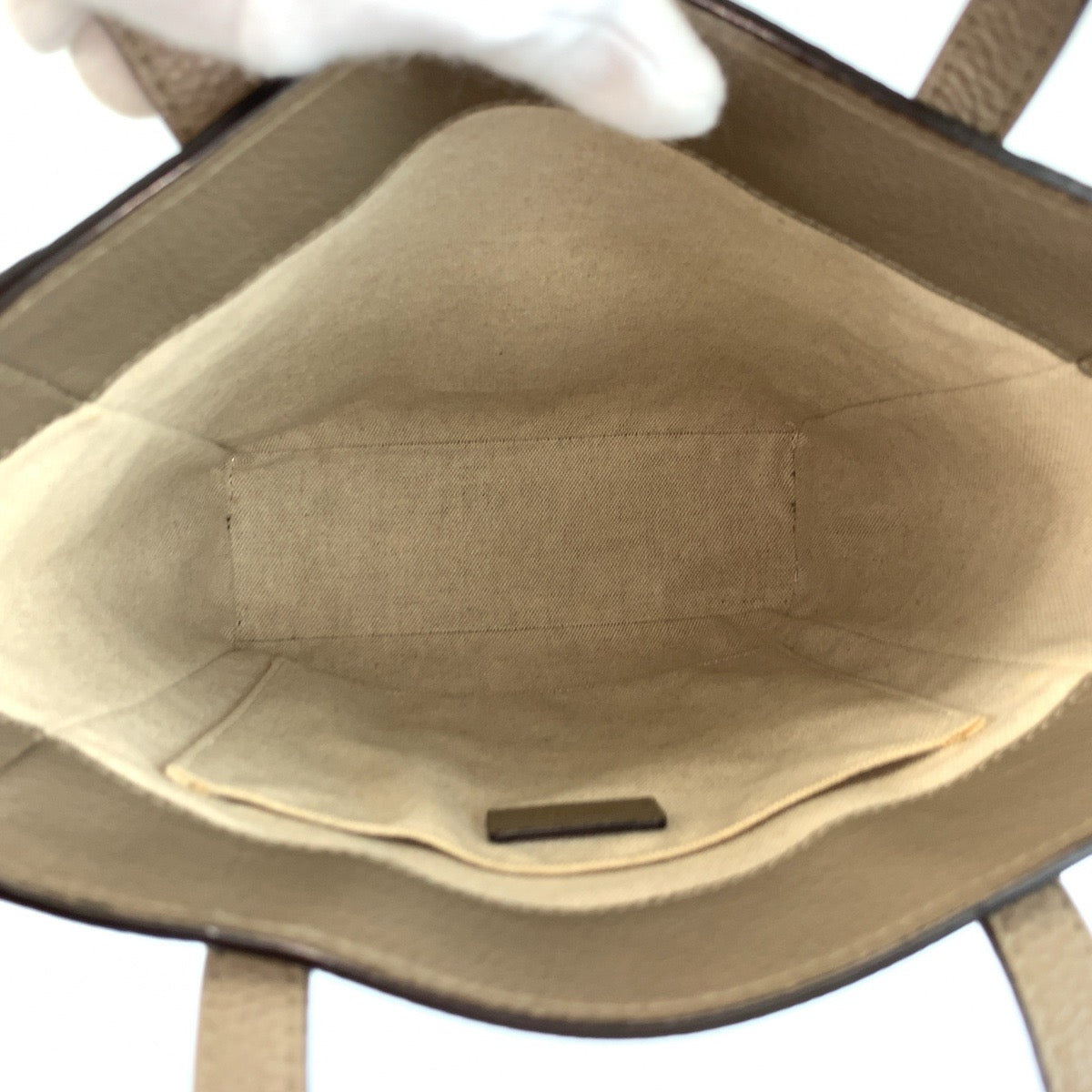 26044
JIMMY CHOO ジミーチュウ スタースタッズ ペガシ N/S グレージュ ゴールド金具 レザー トートバッグ ショルダーバッグ 2way レディース ABP30