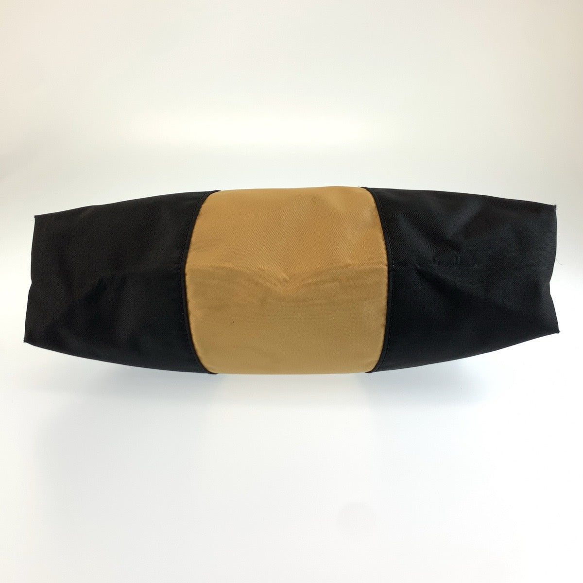 26060
Longchamp ロンシャン ブラック 黒 ブラウン ゴールド金具 ナイロン ハンドバッグ レディース AB14