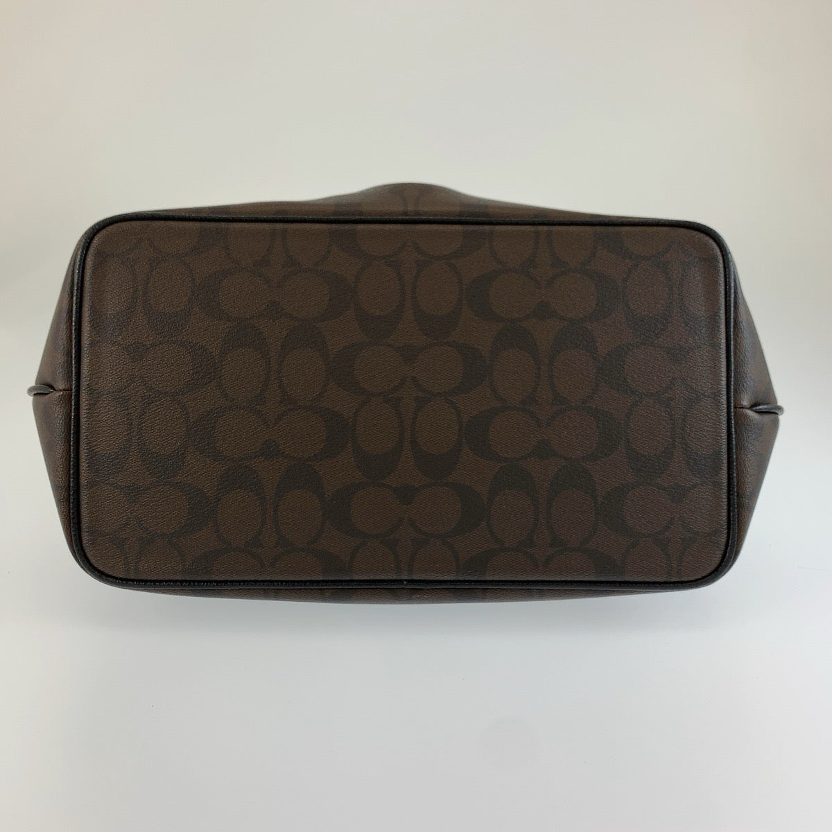 26061
COACH コーチ シグネチャー ブラウン ブラック ゴールド金具 PVC F34614 トートバッグ ショルダーバッグ 2way レディース A15