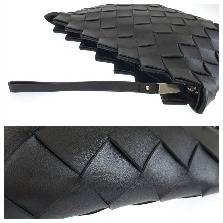 26065
BOTTEGAVENETA ボッテガヴェネタ イントレチャート ブラック 黒 シルバー金具 レザー S02159603K クラッチバッグ セカンドバッグ メンズ A72