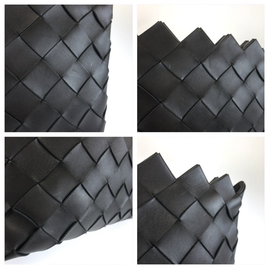 26065
BOTTEGAVENETA ボッテガヴェネタ イントレチャート ブラック 黒 シルバー金具 レザー S02159603K クラッチバッグ セカンドバッグ メンズ A72