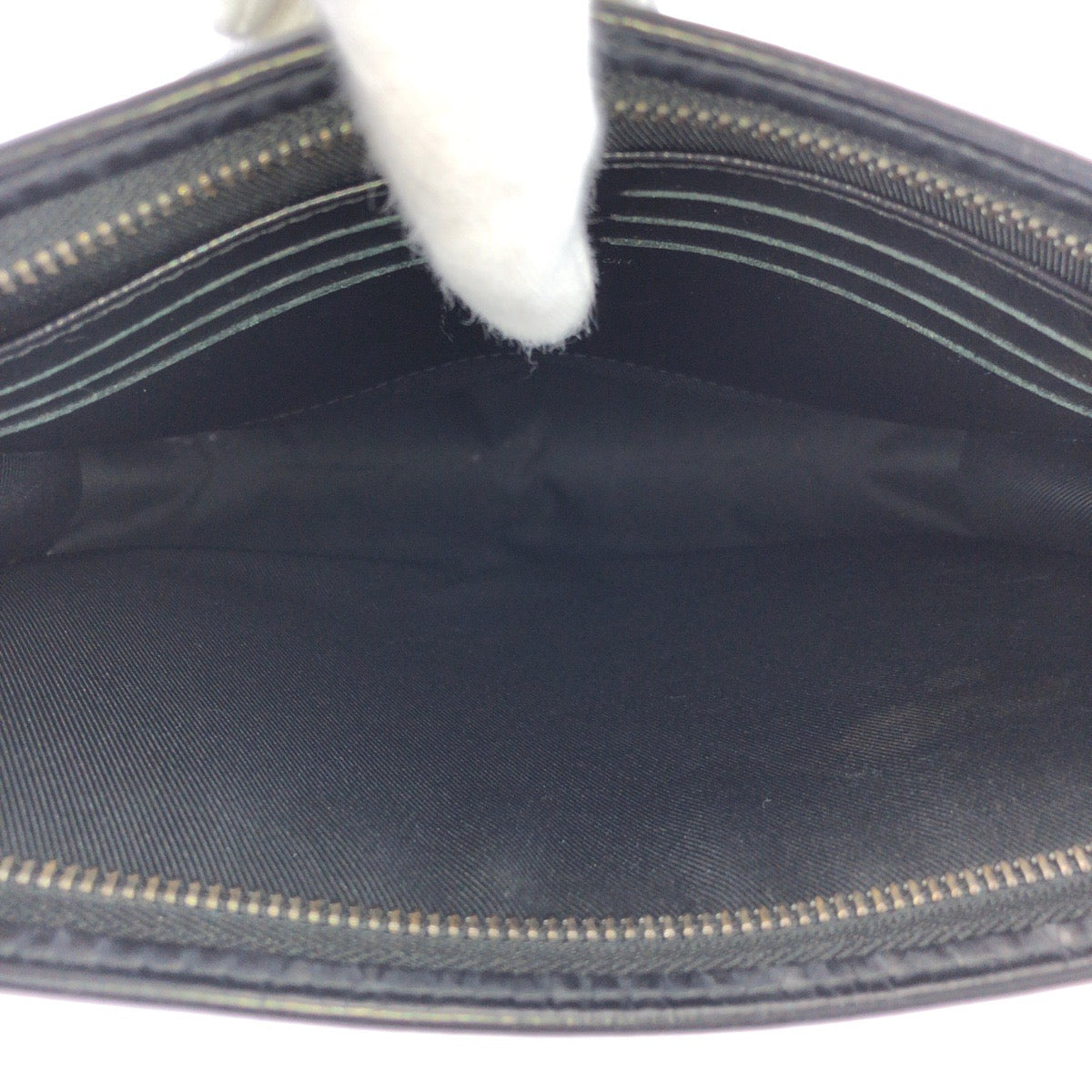 26087
LOUIS VUITTON ルイヴィトン モノグラム エクリプス ポシェット ヴォワヤージュ MM ブラック 黒 レザー M61692 クラッチバッグ セカンドバッグ メンズ AB42