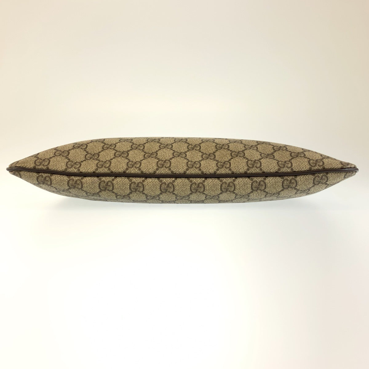 26094
GUCCI グッチ ベージュ ブラウン GGスプリームキャンバス 201446 ショルダーバッグ メッセンジャーバッグ レディース ABP37
