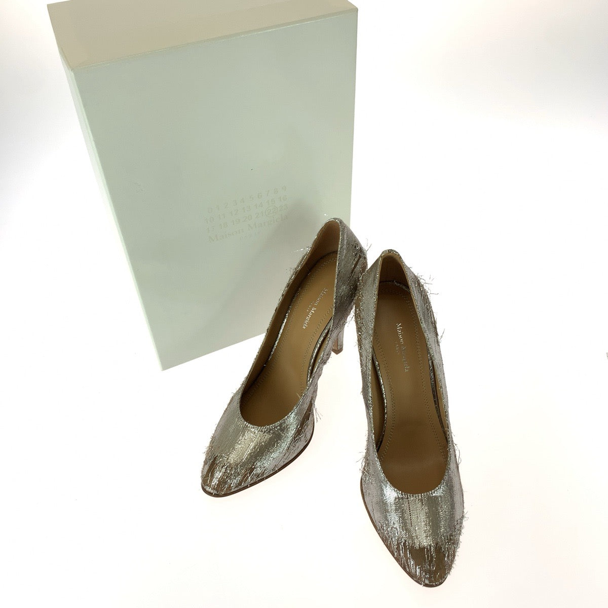 26106
Maison Margiela メゾン マルジェラ サイズ38 シルバー ブラウン ファブリック / レザー パンプス ヒール 靴 レディース N