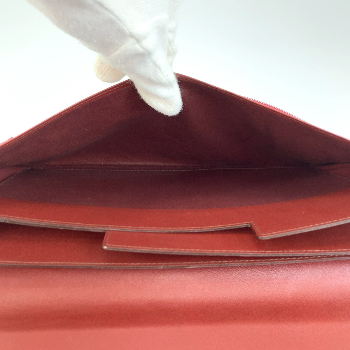26158
CARTIER カルティエ マストライン ワインレッド ゴールド金具 レザー クラッチバッグ セカンドバッグ メンズ ABP16