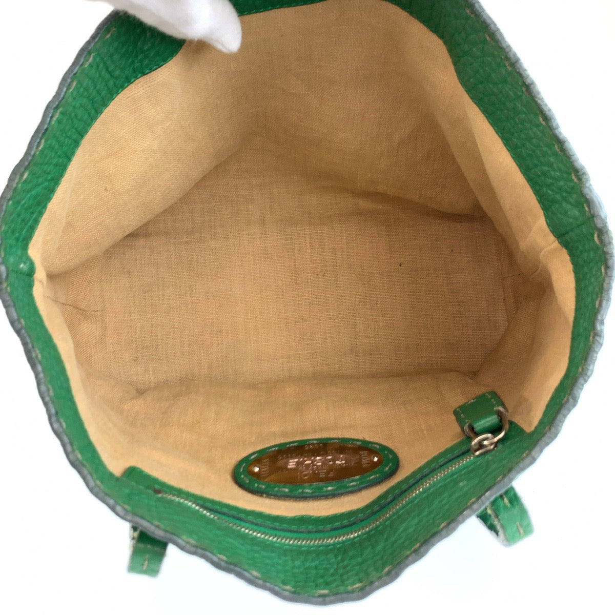 26183
FENDI フェンディ セレリア グリーン シルバー金具 レザー 8BH099 トートバッグ ハンドバッグ レディース AB23