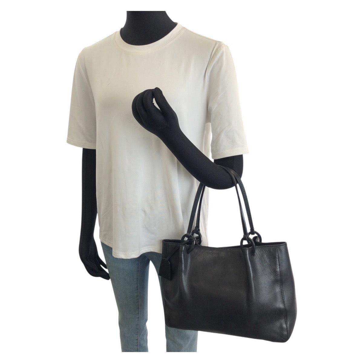 26191
GUCCI グッチ ブラック 黒 シルバー金具 レザー 101919 トートバッグ ハンドバッグ レディース AB28