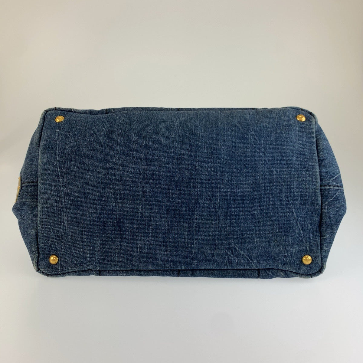 26197
PRADA プラダ カナパトート 三角ロゴプレート ブルー ゴールド金具 デニム トートバッグ ハンドバッグ レディース ABP44