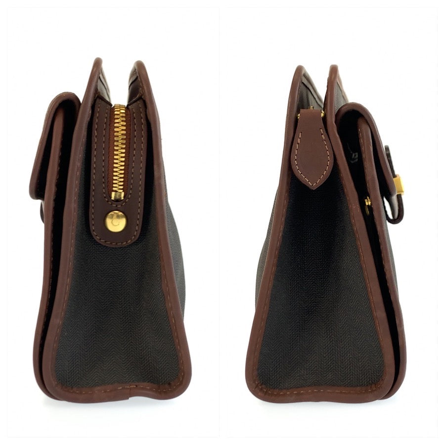 26202
Dunhill ダンヒル ブラウン ブラック ゴールド金具 PVC / レザー クラッチバッグ セカンドバッグ メンズ A14