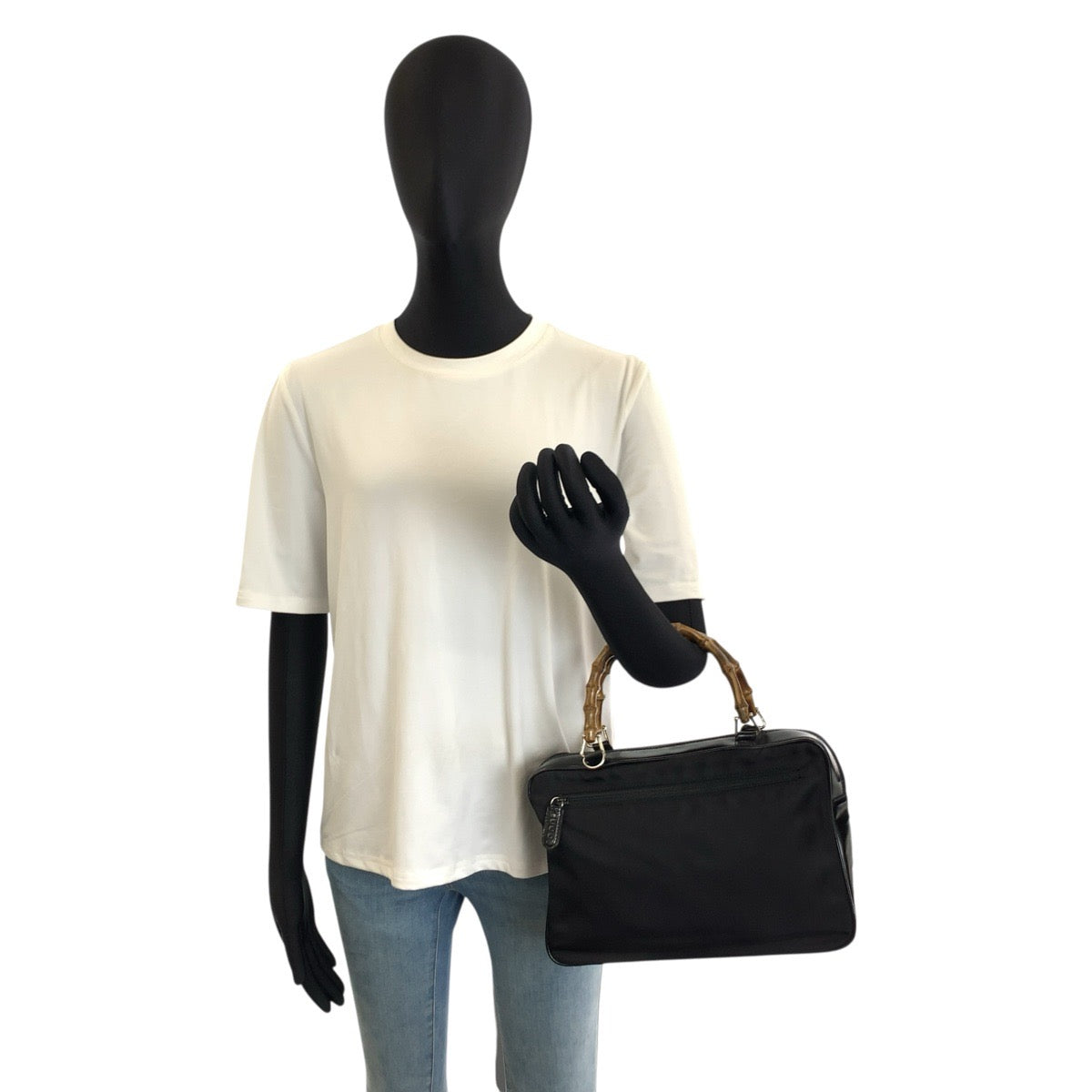 26213
GUCCI グッチ バンブー ブラック 黒 シルバー金具 ナイロン / エナメル 000 2040 0538 ハンドバッグ ショルダーバッグ 2way レディース ABP23