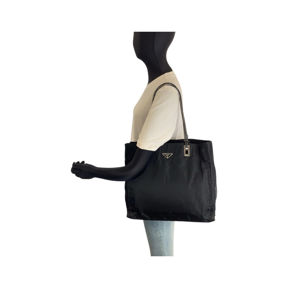 26219
PRADA プラダ テスート 三角ロゴプレート ブラック 黒 シルバー金具 ナイロン / レザー トートバッグ ショルダーバッグ レディース ABP35