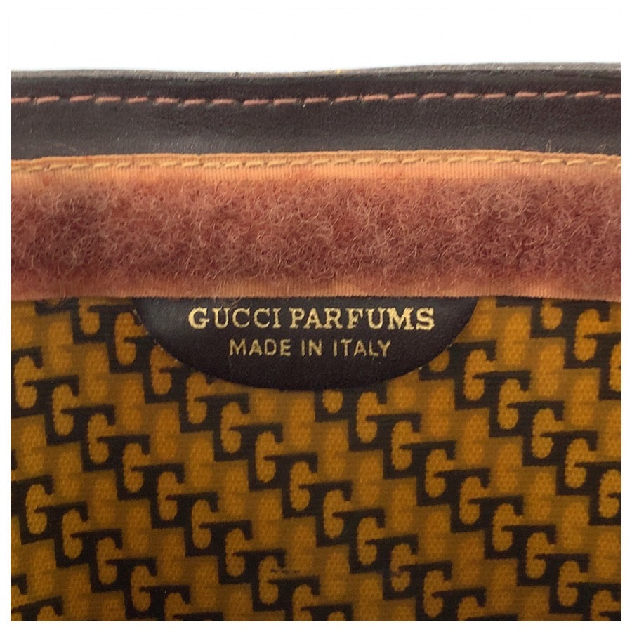 26229
GUCCI グッチ ヴィンテージ シェリーライン ブラウン スウェード / レザー クラッチバッグ セカンドバッグ 男女兼用 レディース ABP21