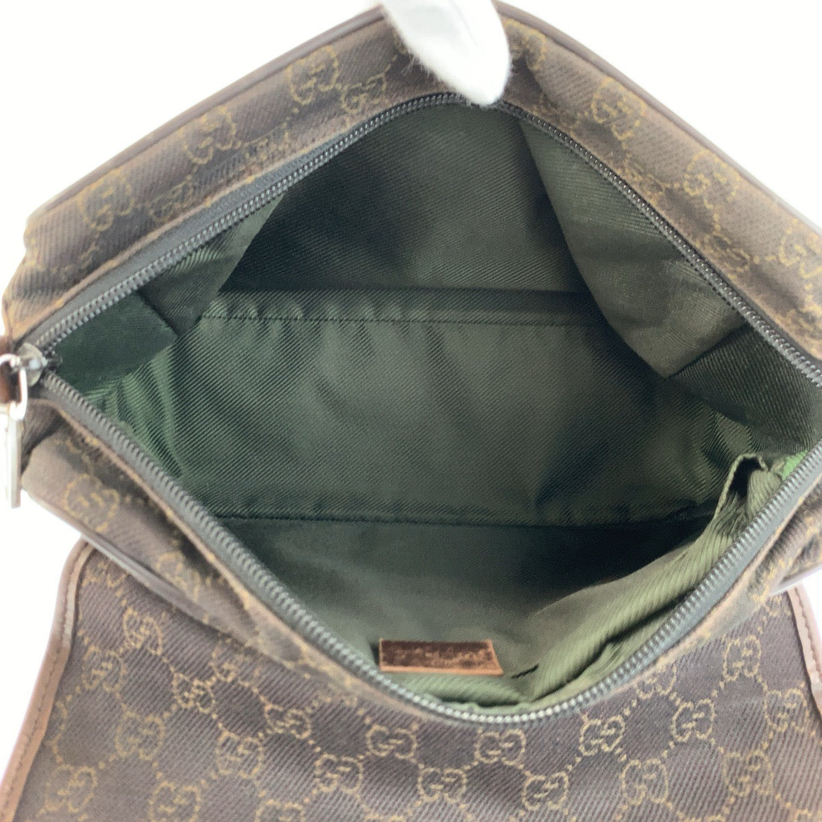 26232
GUCCI グッチ ブラウン GGキャンバス / レザー 28562 ショルダーバッグ ポシェット レディース ABP30