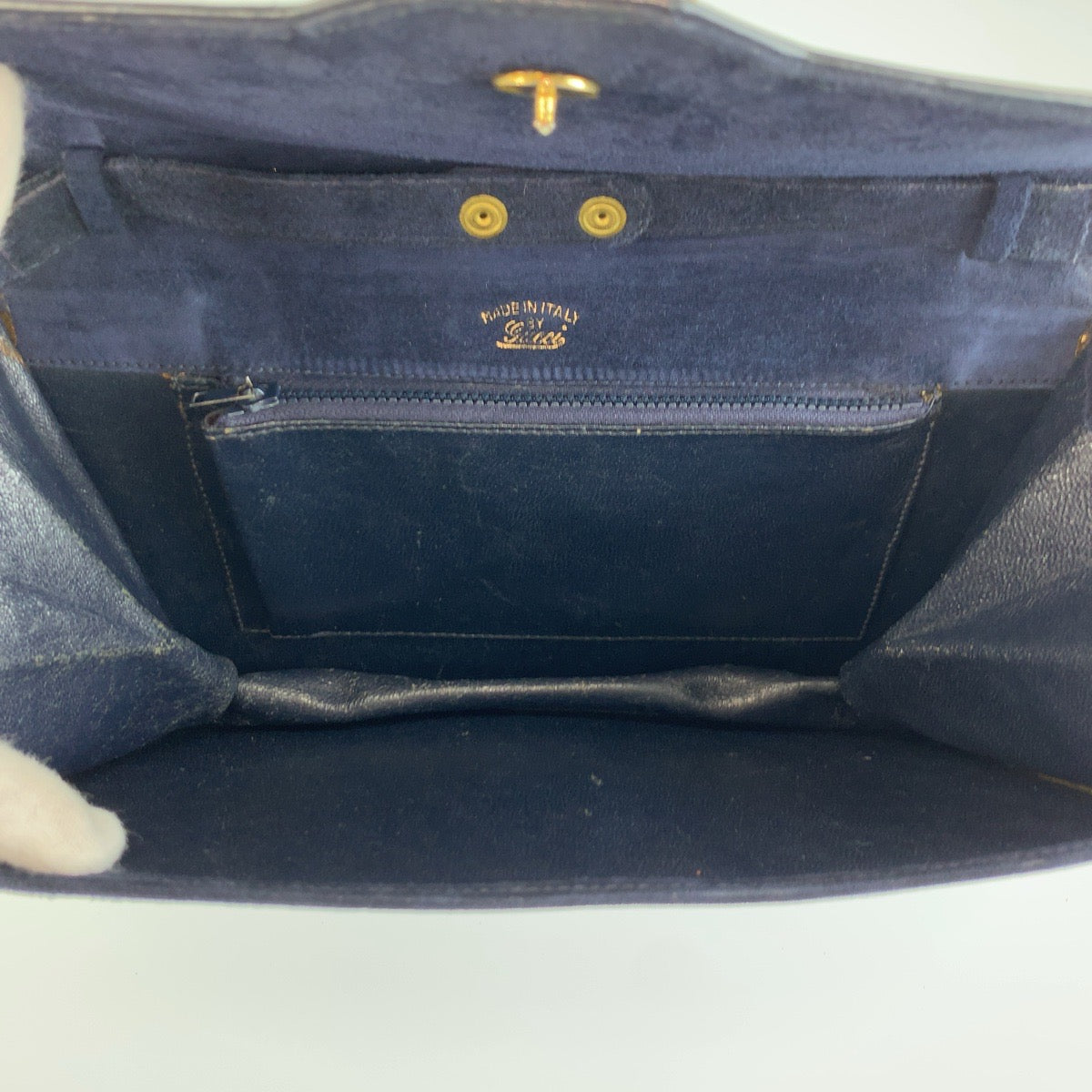 26237
GUCCI グッチ ヴィンテージ シェリーライン ネイビー ゴールド金具 スウェード チェーンショルダーバッグ レディース ABP42