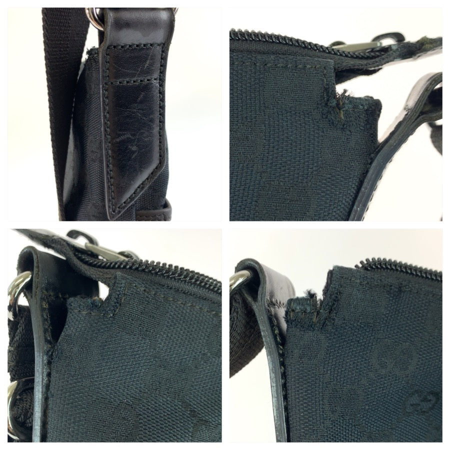 26243
GUCCI グッチ ブラック 黒 シルバー金具 GGキャンバス 145852 ショルダーバッグ ポシェット レディース ABP37