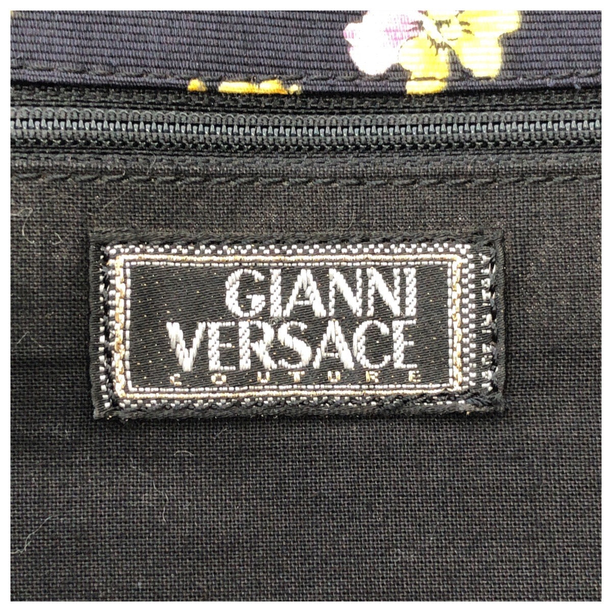 26249
VERSACE ヴェルサーチ ヴィンテージ サンバースト メデューサ マルチカラー ゴールド金具 キャンバス ショルダーバッグ トートバッグ レディース ABP42