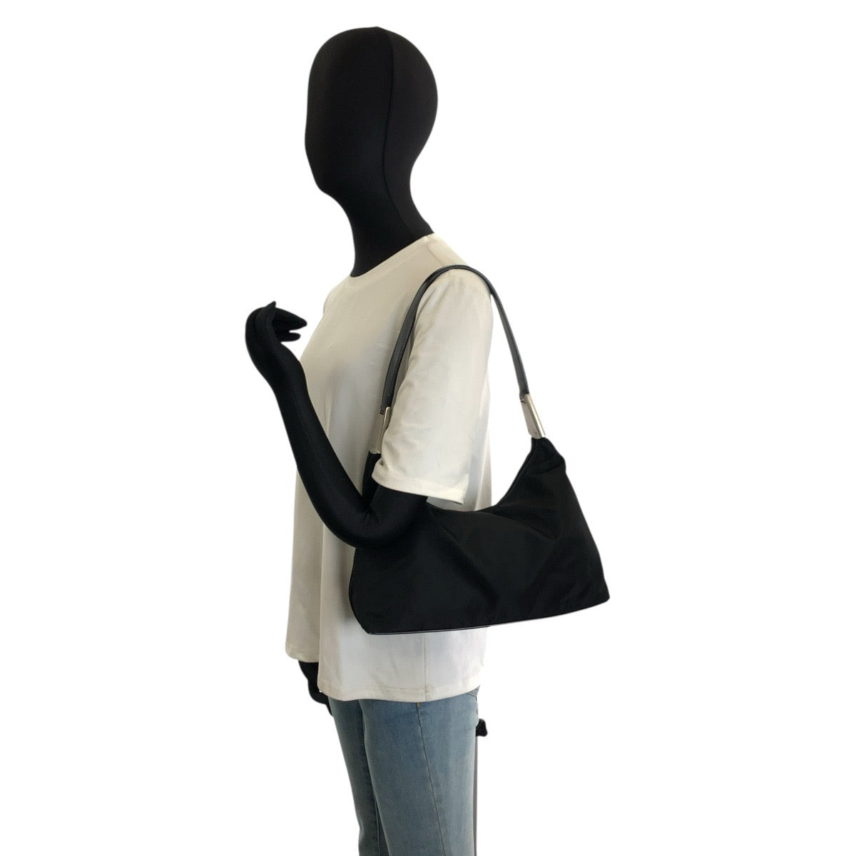 26254
PRADA プラダ テスート ブラック 黒 シルバー金具 ナイロン ショルダーバッグ レディース ABP28
