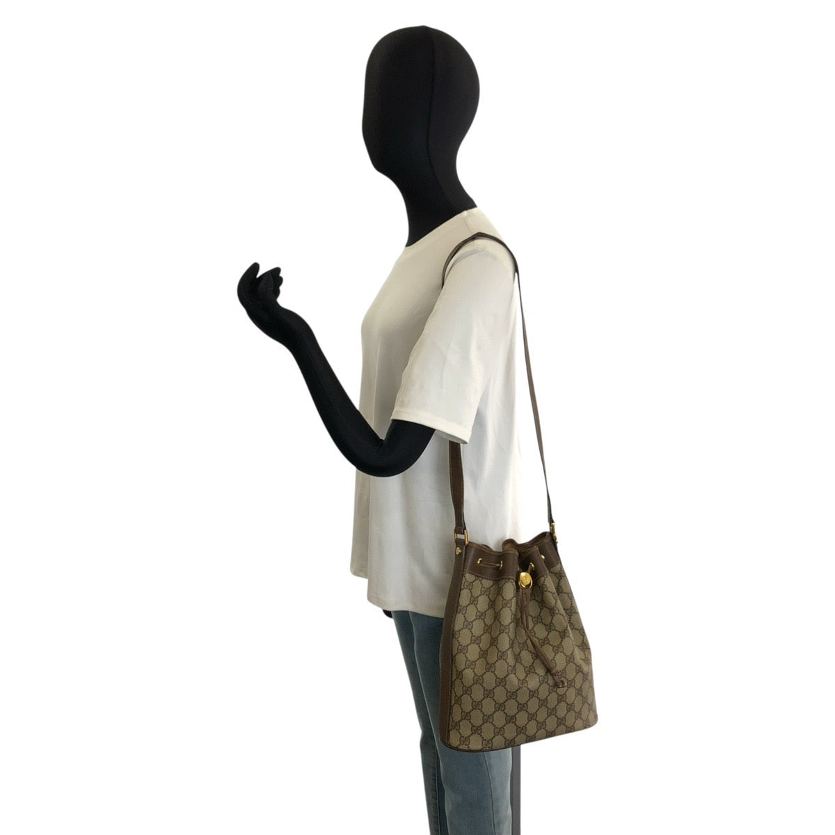 26257
GUCCI グッチ ヴィンテージ ベージュ ブラウン ゴールド金具 GGスプリームキャンバス / レザー 001 115 6179 ショルダーバッグ レディース ABP35