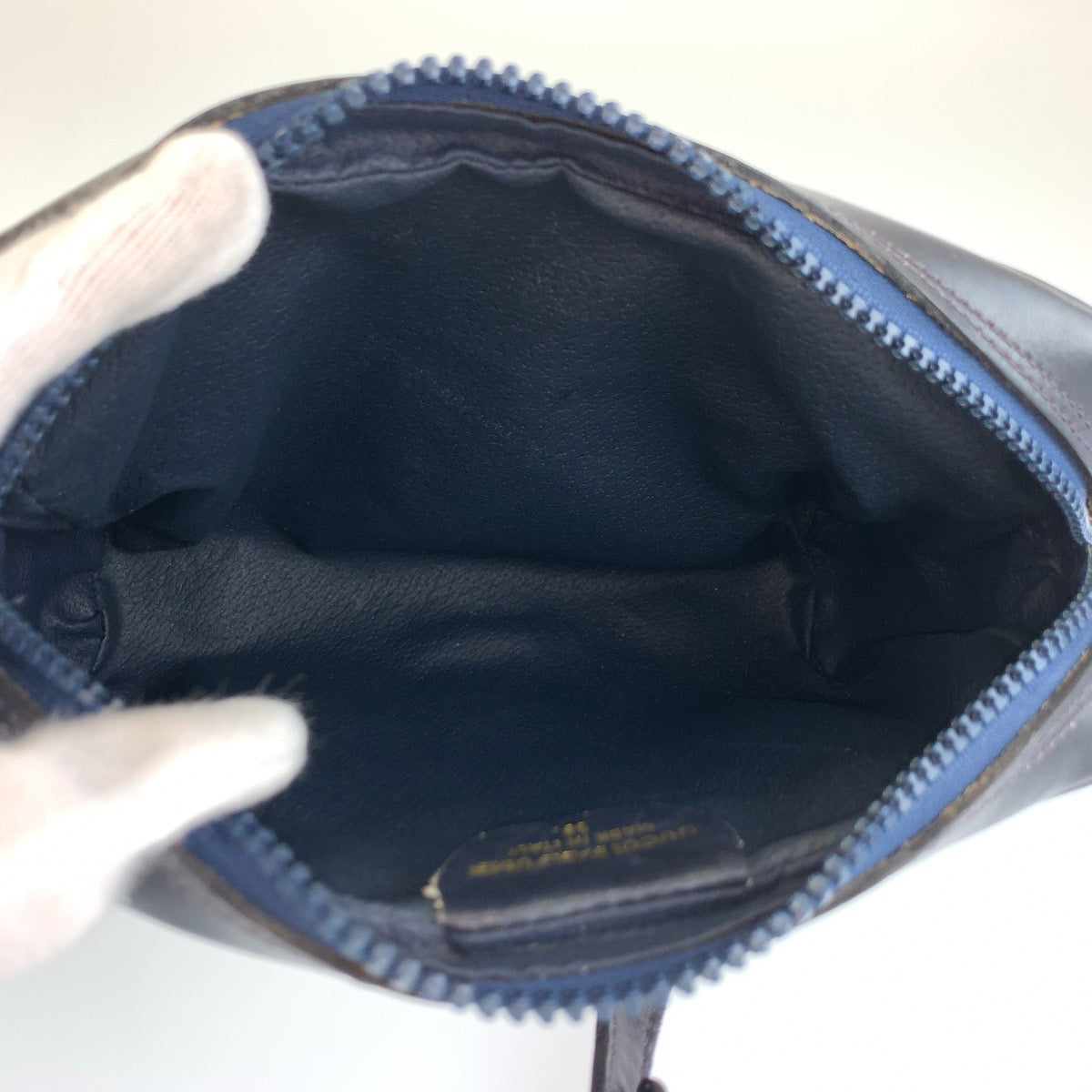 26265
GUCCI グッチ ヴィンテージ シェリーライン グレー ネイビー ゴールド金具 GGスプリームキャンバス / レザー 38 ショルダーバッグ ポシェット レディース ABP42