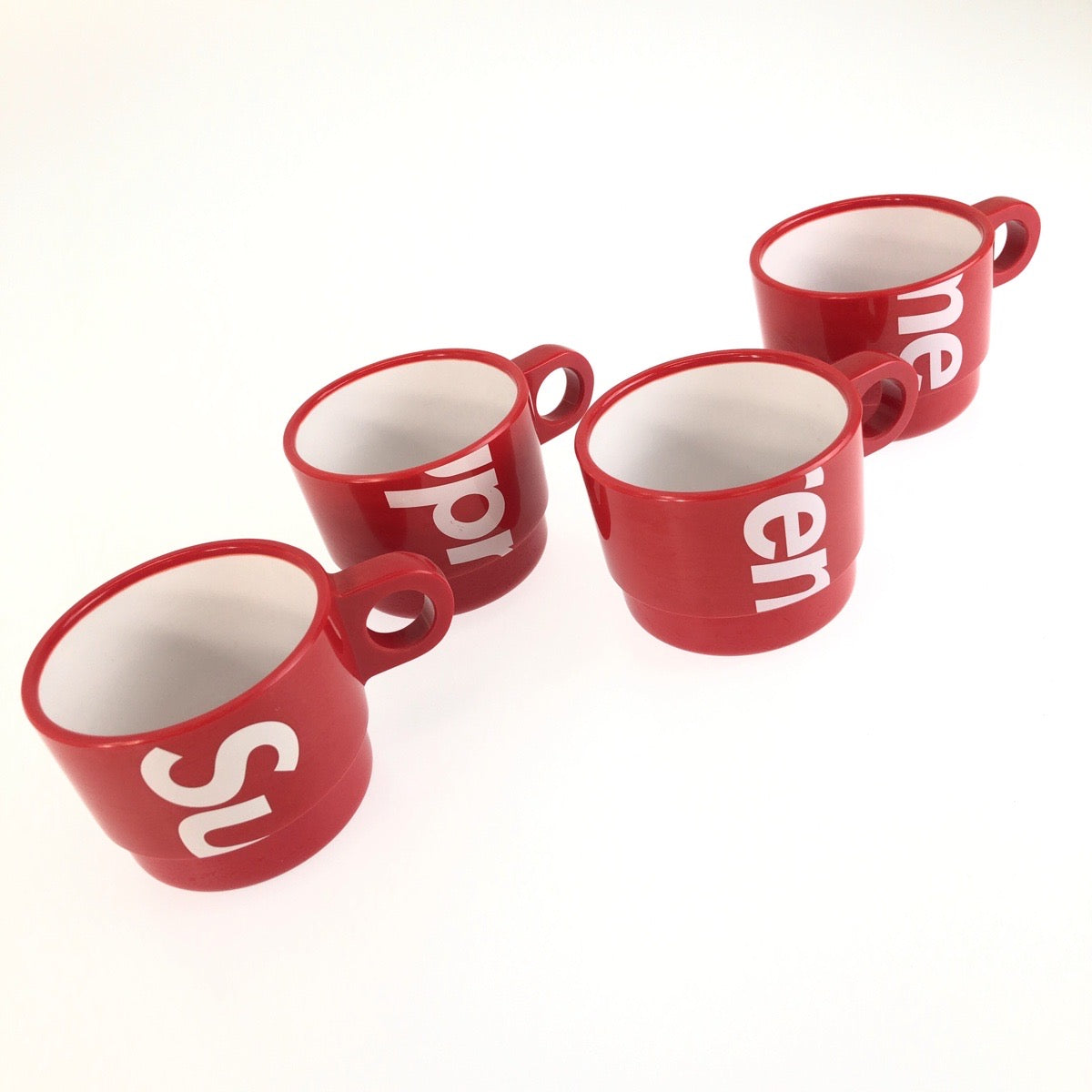 26354
Supreme シュプリーム スタッキングカップ レッド プラスチック カップ コップ マグカップ 4セット メンズ A