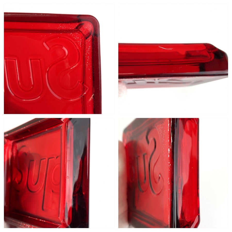 26355
Supreme シュプリーム Debossed Glass Ashtray レッド ガラス 灰皿 アッシュトレイ 小物トレイ メンズ AB