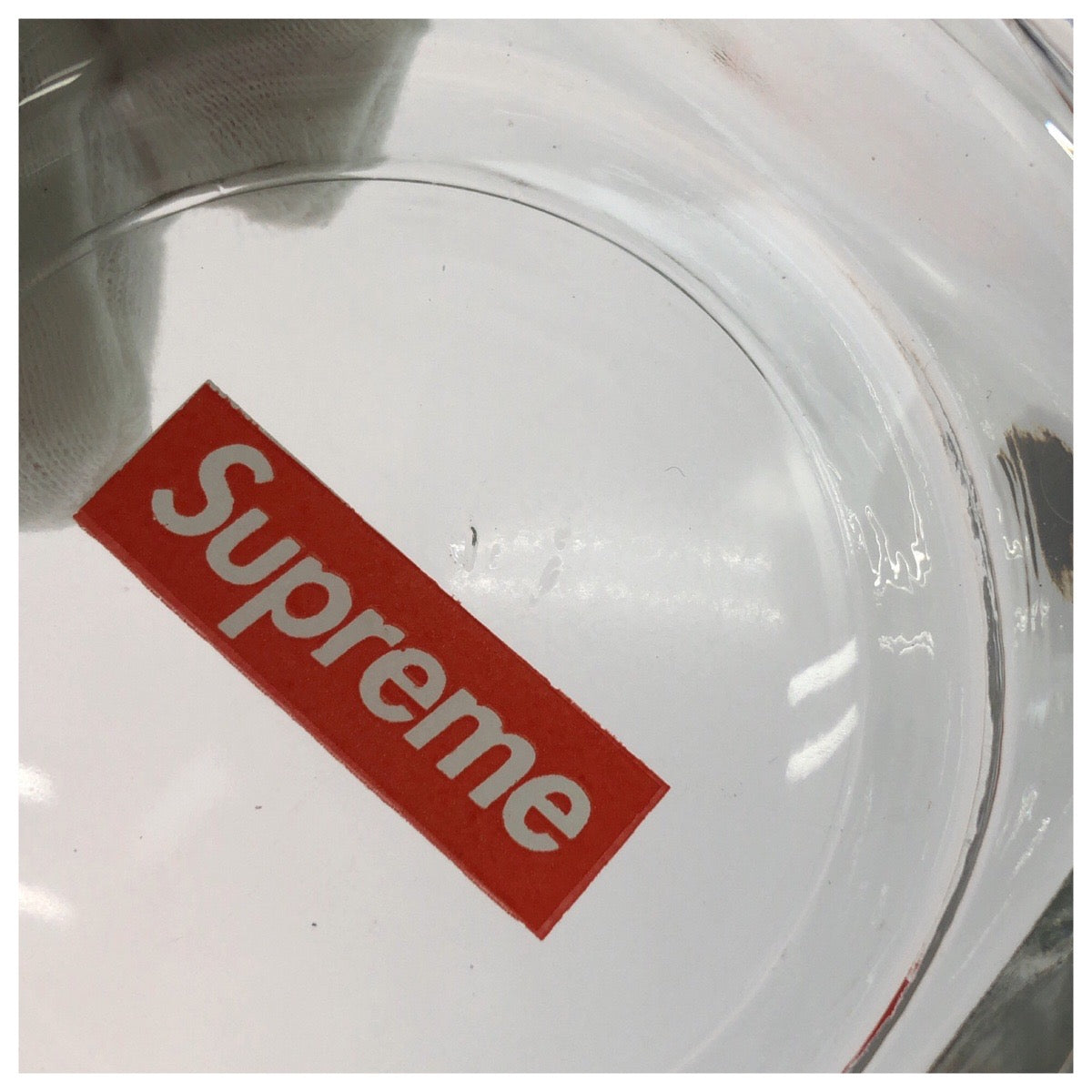 26361
Supreme シュプリーム Glass Ashtray クリア レッド ホワイト ガラス アメリカ レディース ABP