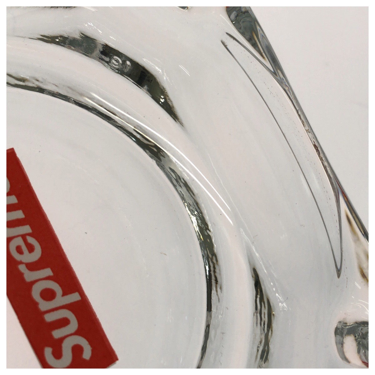 26361
Supreme シュプリーム Glass Ashtray クリア レッド ホワイト ガラス アメリカ レディース ABP
