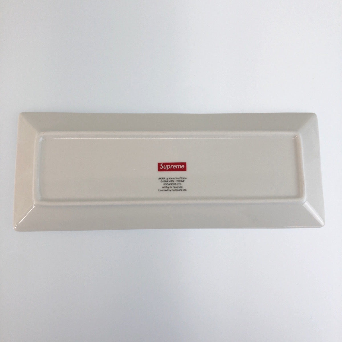 26375
Supreme シュプリーム Supreme×AKIRA ホワイト 磁器 皿 プレート 2枚セット メンズ S