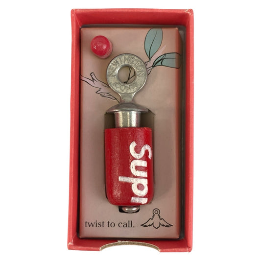 26396
Supreme シュプリーム Audubon Bird Call レッド シルバー金具 ウッド / メタル キーホルダー 鳥笛 メンズ A