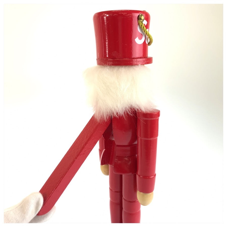 26404
Supreme シュプリーム Nutcracker レッド ウッド くるみ割り人形 ナッツクラッカー メンズ ABP
