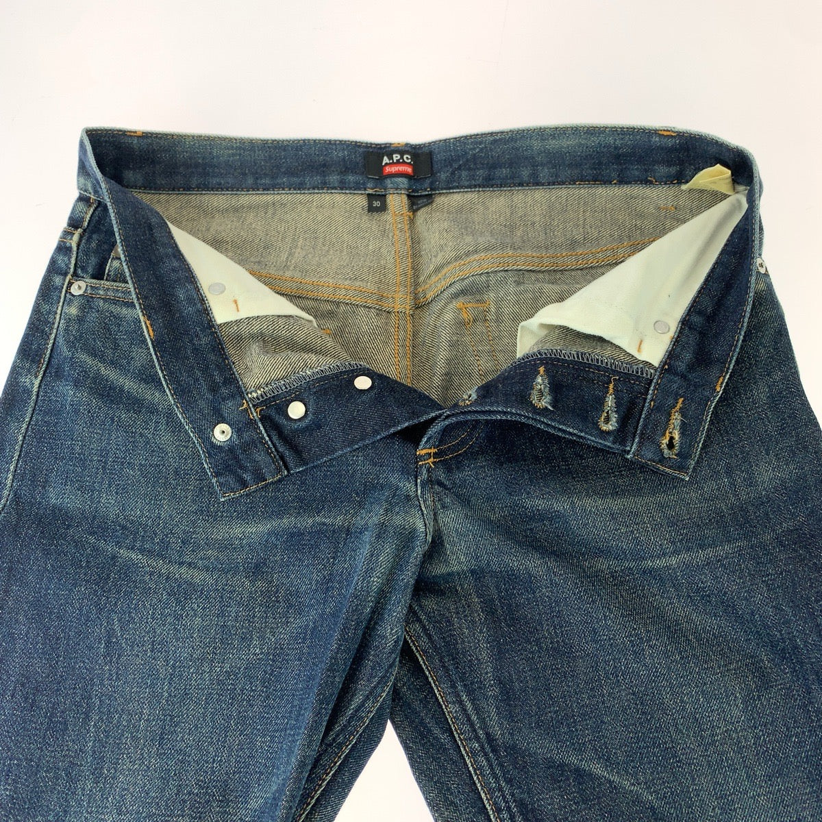26416
A.P.C. アーペーセー SUPREME サイズ30in ブルー コットン デニムパンツ ジーンズ レディース S