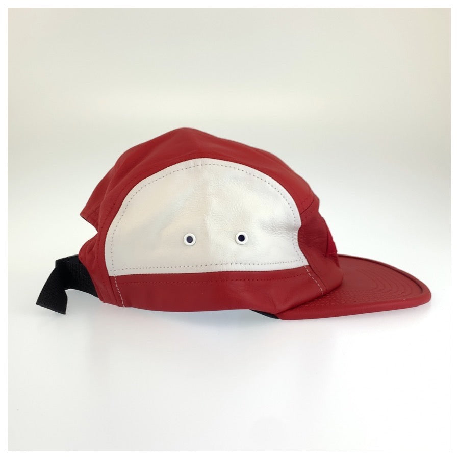 26421
Supreme シュプリーム 2-Tone Leather Camp Cap レッド ホワイト レザー キャップ 帽子 メンズ SA