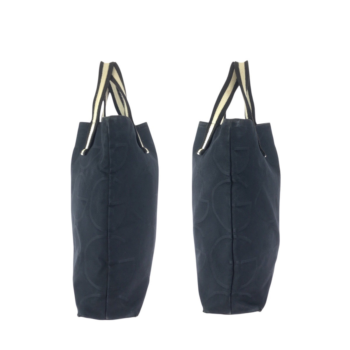 26455
GUCCI グッチ Gロゴ ブラック ホワイト キャンバス 123439 トートバッグ ハンドバッグ メンズ B28