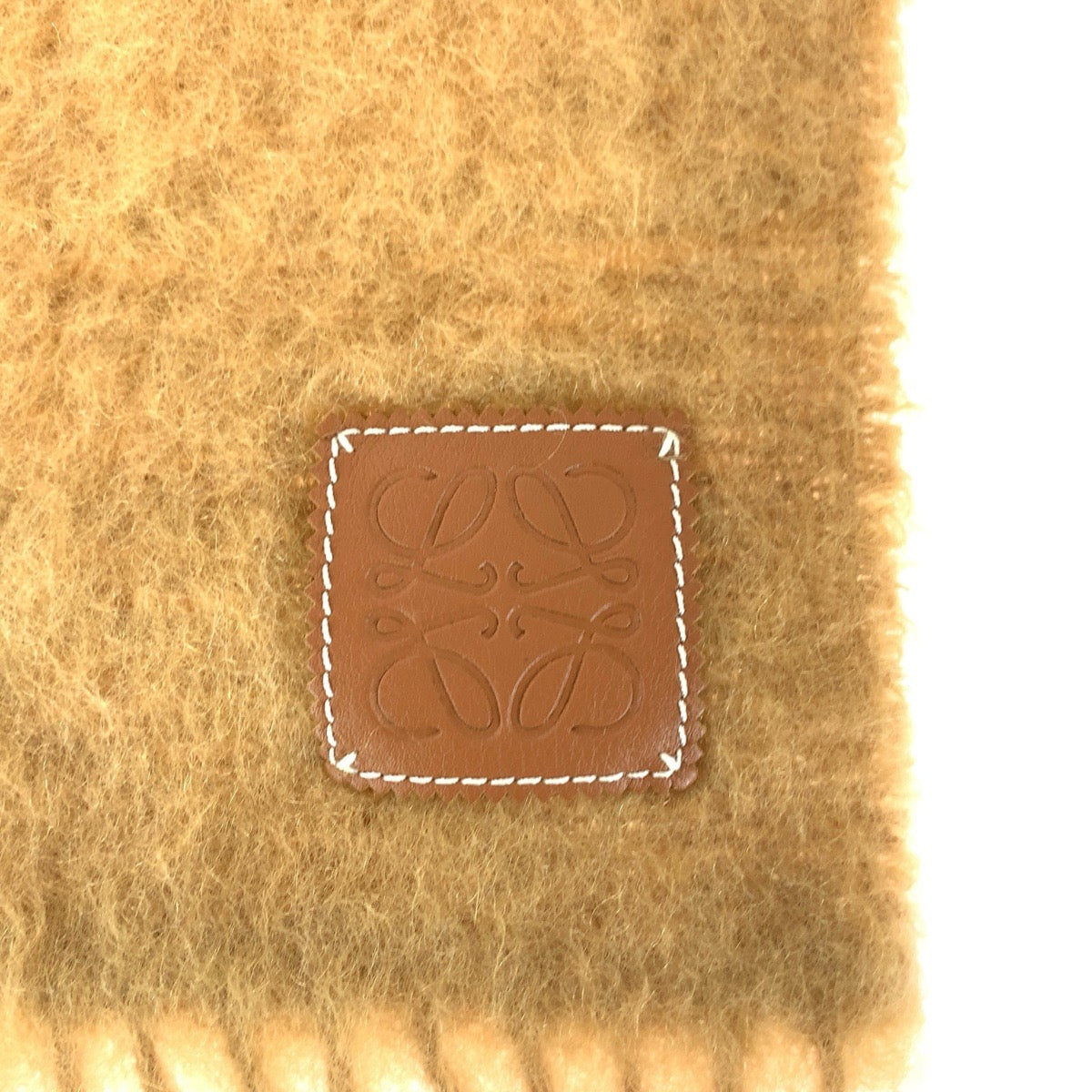 26475
LOEWE ロエベ アナグラム ベージュ キャラメル ウール / モヘア A-28003861 マフラー スカーフ 男女兼用 レディース A32