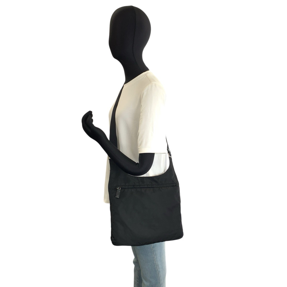 26488
PRADA プラダ テスート 三角ロゴプレート ブラック 黒 シルバー金具 ナイロン ショルダーバッグ メッセンジャーバッグ メンズ AB29