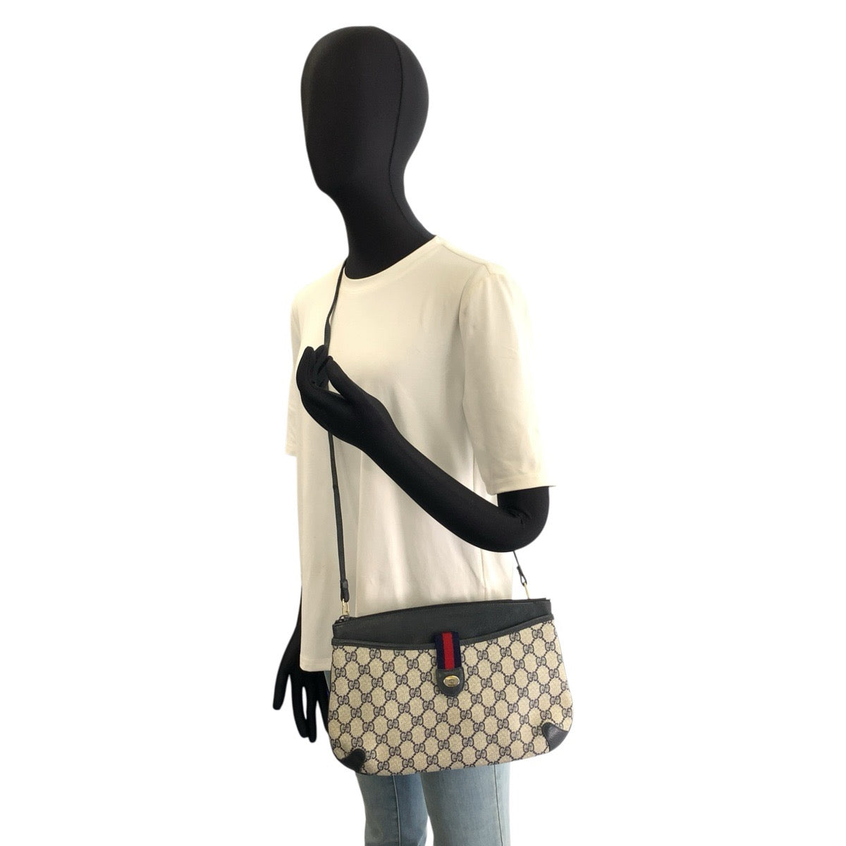 26565
GUCCI グッチ ヴィンテージ グレー ネイビー GGスプリームキャンバス / レザー 904 02 026 ショルダーバッグ ポシェット レディース AB28