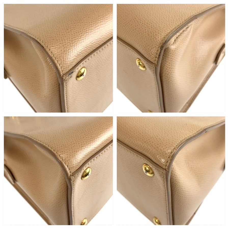 26568
Salvatore Ferragamo サルヴァトーレフェラガモ トゥデイ ベージュ ゴールド金具 レザー ハンドバッグ ショルダーバッグ 2way レディース ABP42