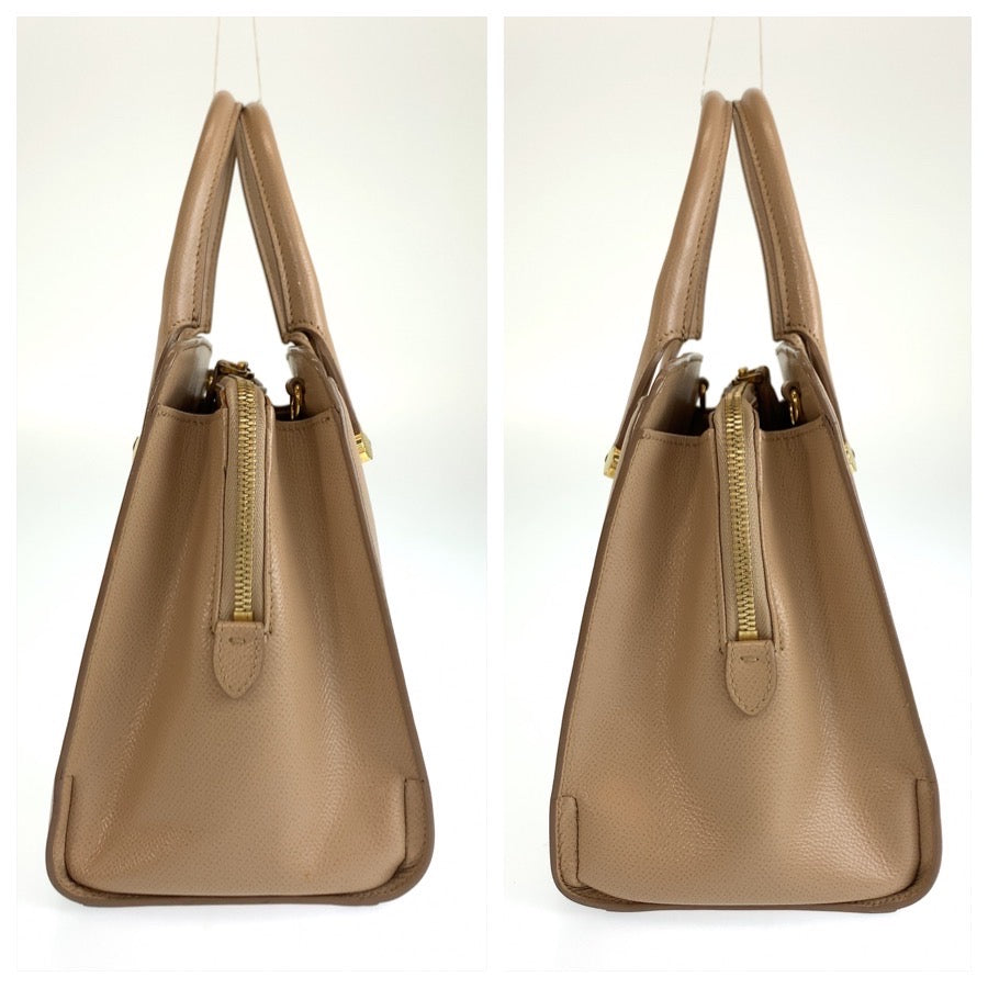 26568
Salvatore Ferragamo サルヴァトーレフェラガモ トゥデイ ベージュ ゴールド金具 レザー ハンドバッグ ショルダーバッグ 2way レディース ABP42