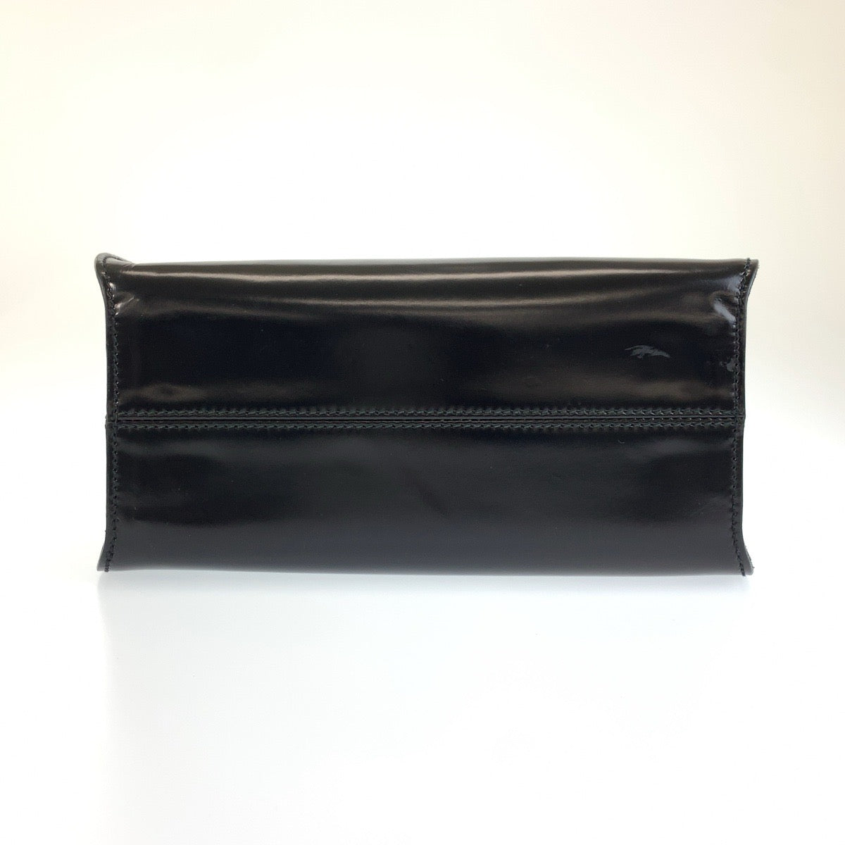 26583
Salvatore Ferragamo サルヴァトーレフェラガモ ブラック 黒 エナメル BV-215221 ハンドバッグ トートバッグ レディース ABP28